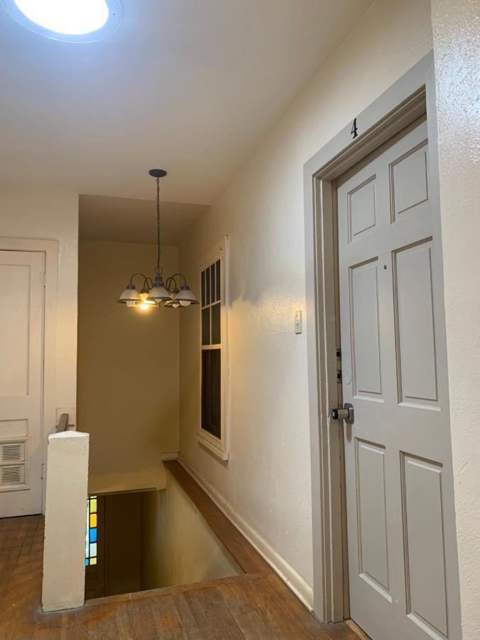 125-#4 Downtown Cozy Upstairs One Bedroom Apt San Antonio Exterior photo